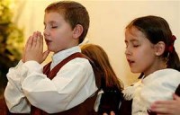 Children-praying.jpg Children-praying.jpg