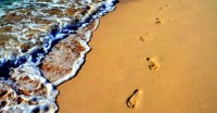 Footprints in the sand Footprints in the sand