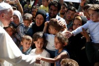 pope-with-refugees pope-with-refugees