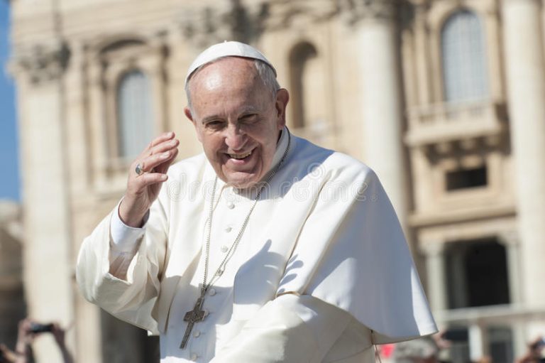 Pope Francis applauds Women on International Women’s Day